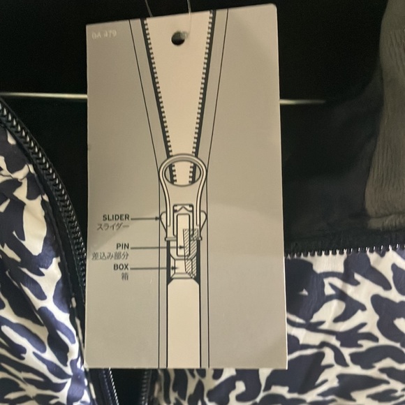 Lands' End‎ Navy & White Floral Quilted Down Puffer Vest Sz S - NWT - Picture 7 of 11